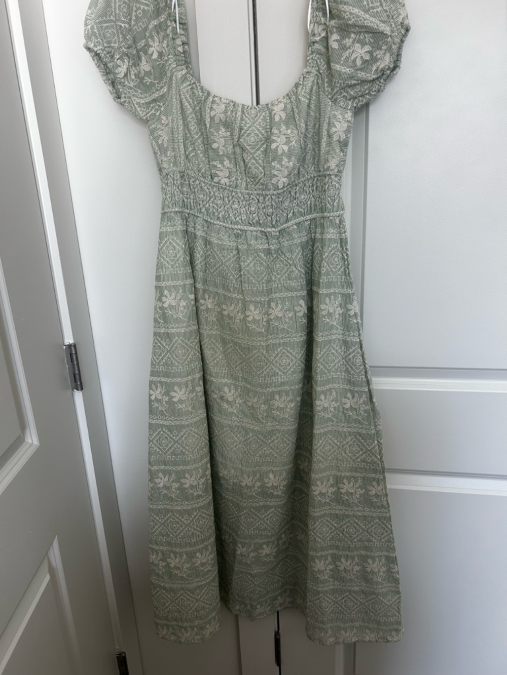 Sage Green Printed Maxi Dress with Puff Sleeves - Picture 3 of 3